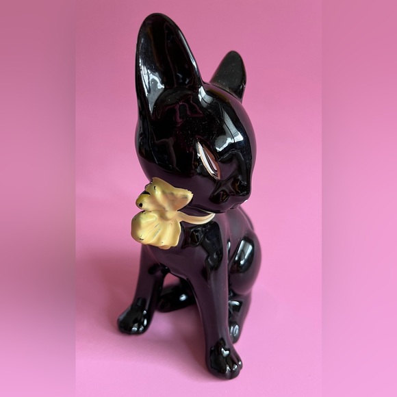 Vintage black, porcelain cat with yellow bowtie. Excellent used condition. - Picture 5 of 6